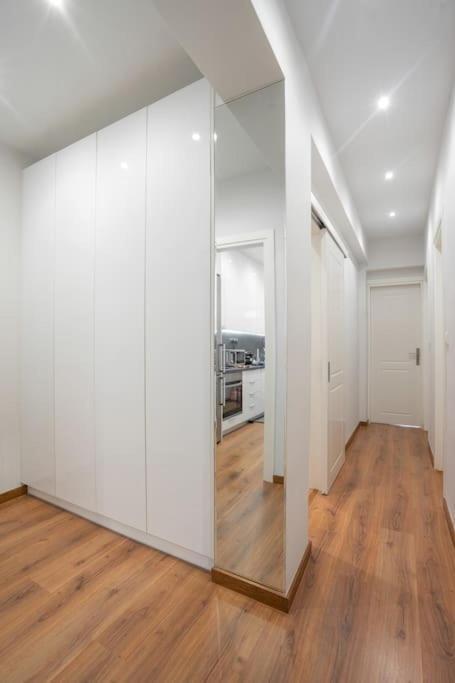 Modernised Athenian Apartment /W 2Br & 2Ba Esterno foto