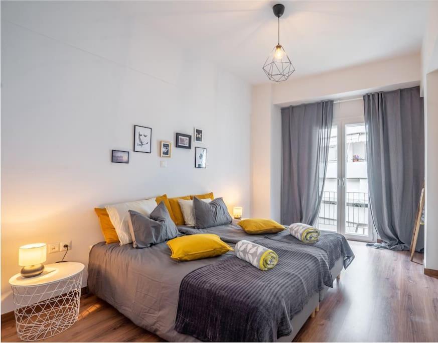 Modernised Athenian Apartment /W 2Br & 2Ba Esterno foto